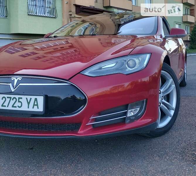 Ліфтбек Tesla Model S 2013 в Дрогобичі фото 10 Ліфтбек Tesla Model S 2013 в Дрогобичі