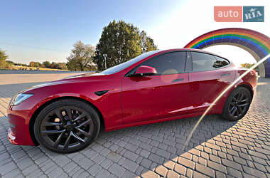 Лифтбек Tesla Model S 2021 в Днепре