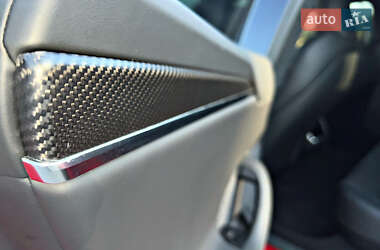 Лифтбек Tesla Model S 2021 в Днепре
