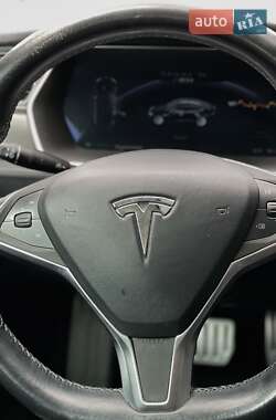 Ліфтбек Tesla Model S 2014 в Ужгороді
