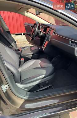 Лифтбек Tesla Model S 2014 в Жидачове