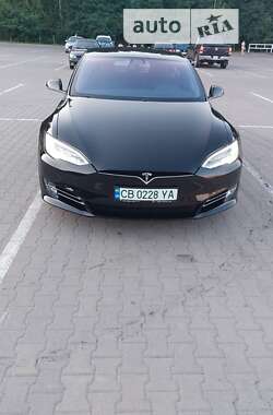 Ліфтбек Tesla Model S 2017 в Чернігові