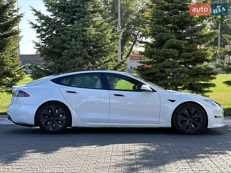Лифтбек Tesla Model S 2022 в Одессе