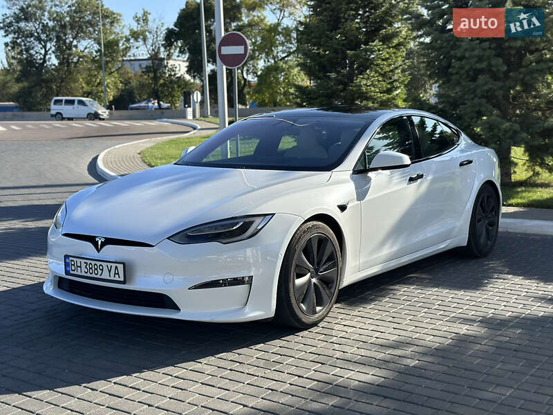 Лифтбек Tesla Model S 2022 в Одессе