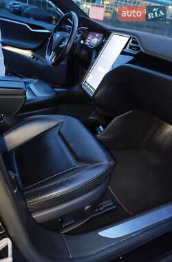 Лифтбек Tesla Model S 2015 в Сумах