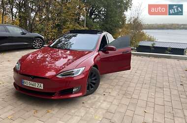 Tesla Model S 2016