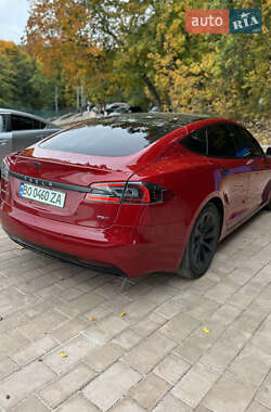 Ліфтбек Tesla Model S 2016 в Тернополі