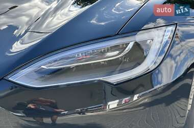 Лифтбек Tesla Model S 2021 в Одессе