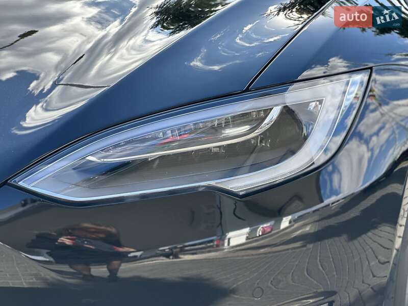 Лифтбек Tesla Model S 2021 в Одессе