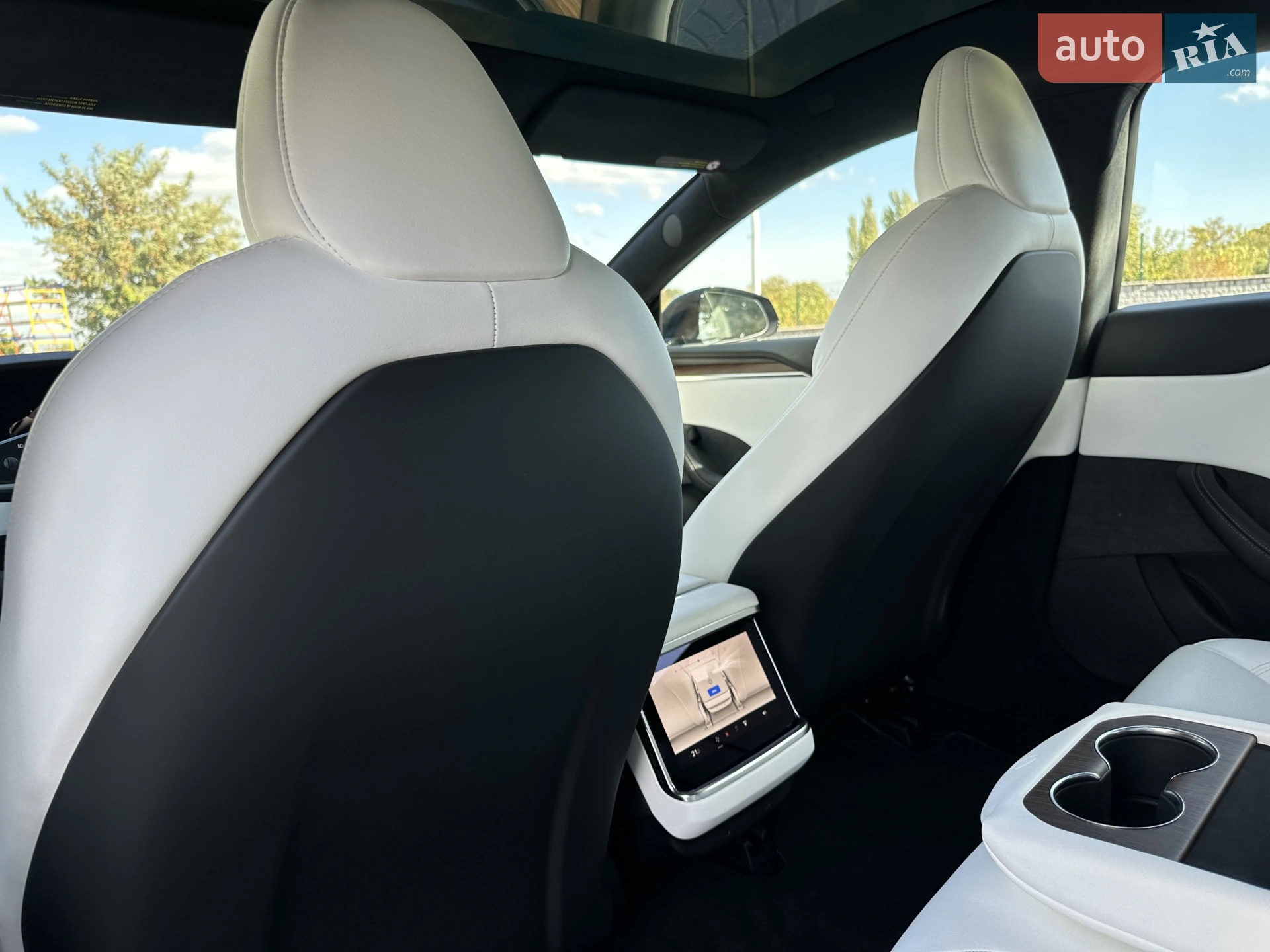 2021 Tesla Model S - мініатюра 17