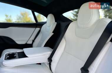 Лифтбек Tesla Model S 2021 в Одессе