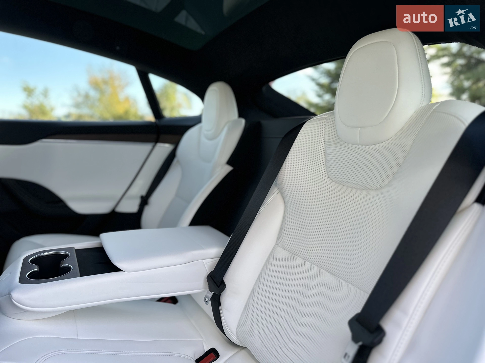 2021 Tesla Model S - мініатюра 19