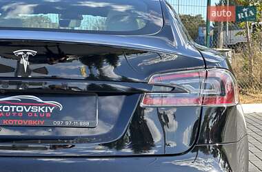 Лифтбек Tesla Model S 2021 в Одессе