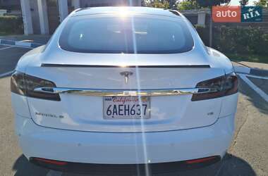 Лифтбек Tesla Model S 2017 в 