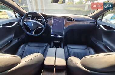 Лифтбек Tesla Model S 2017 в Харькове