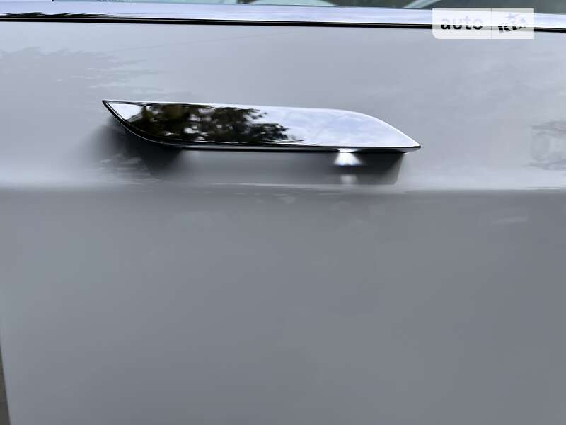 Ліфтбек Tesla Model S 2015 в Івано-Франківську фото 8 Ліфтбек Tesla Model S 2015 в Івано-Франківську