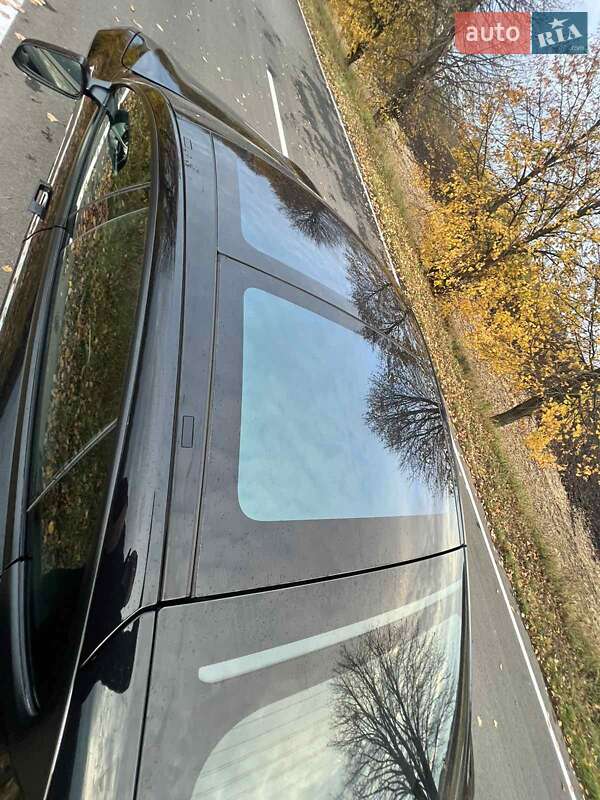 Лифтбек Tesla Model S 2018 в Киеве