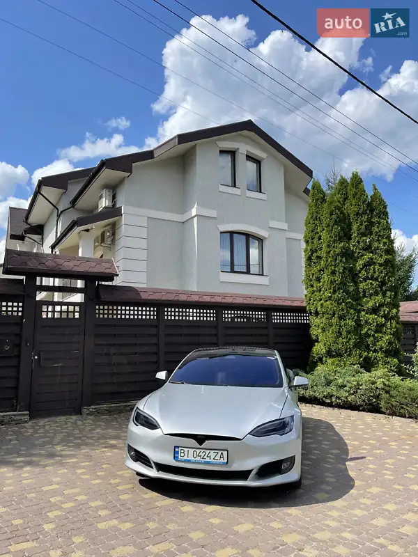 Tesla Model S