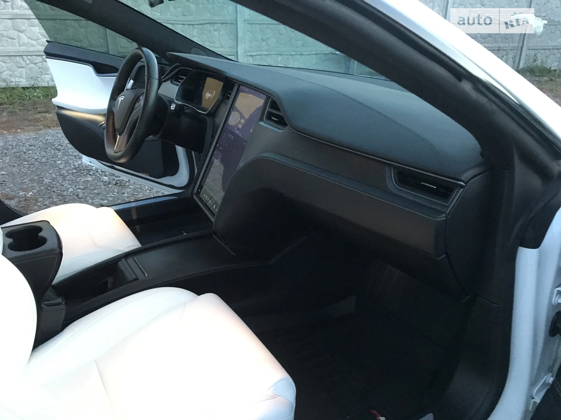 2019 Tesla Model S - мініатюра 9
