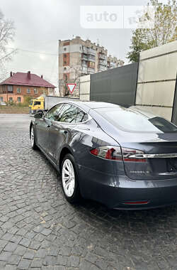 Ліфтбек Tesla Model S 2017 в Хмельницькому