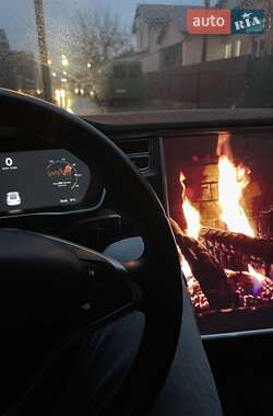 Лифтбек Tesla Model S 2016 в Белой Церкви
