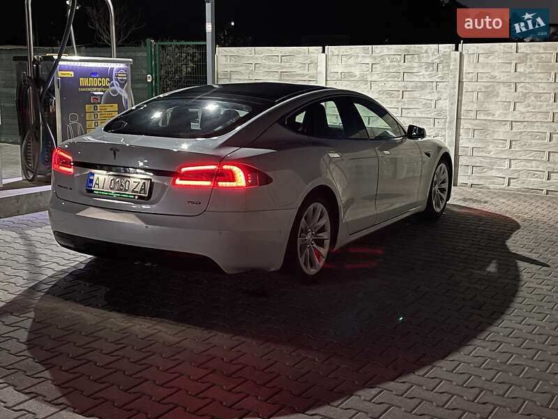 Ліфтбек Tesla Model S 2016 в Білій Церкві
