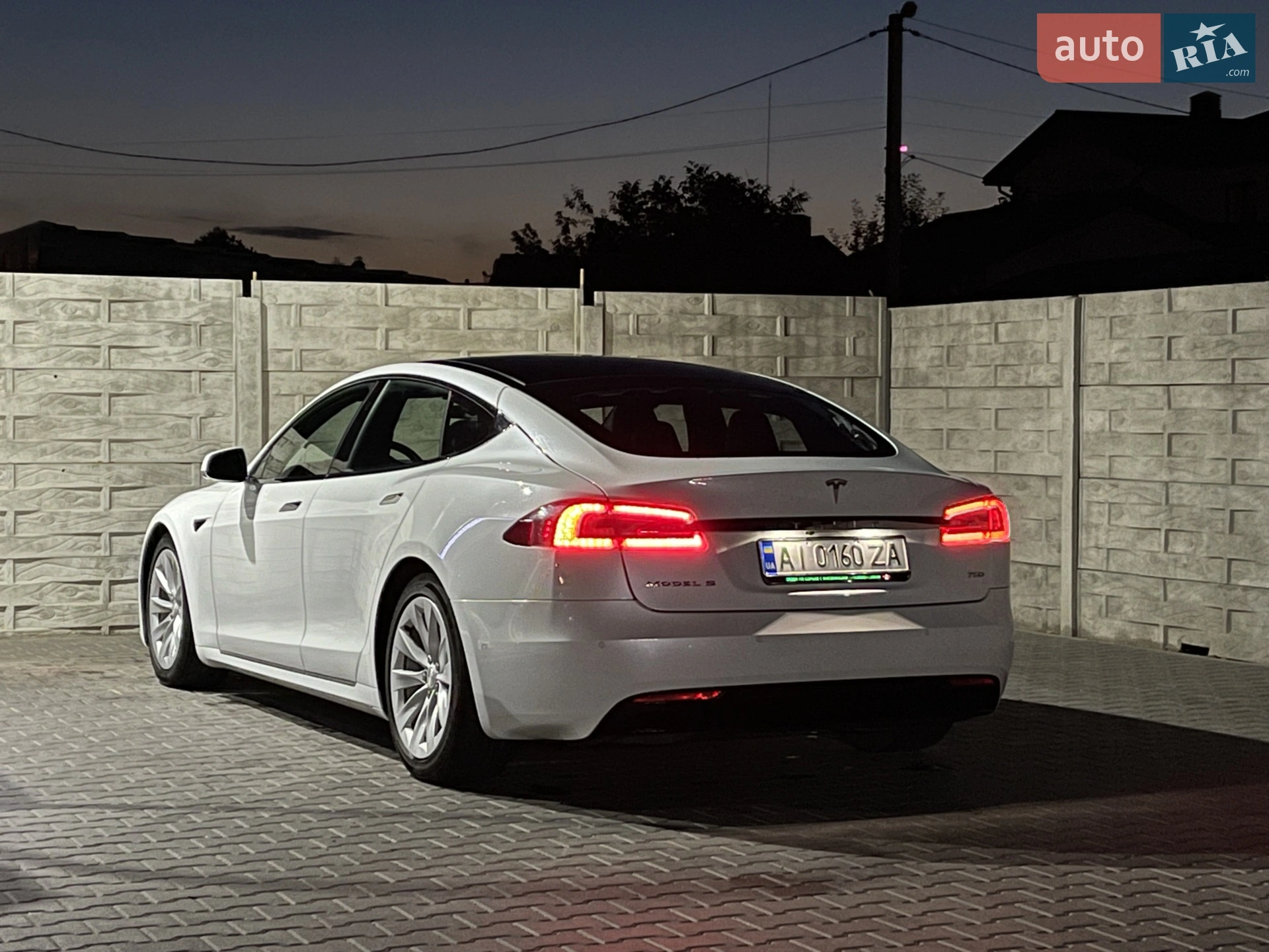 2016 Tesla Model S - мініатюра 15