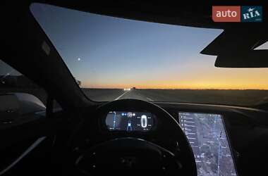 Лифтбек Tesla Model S 2016 в Белой Церкви