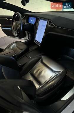 Лифтбек Tesla Model S 2016 в Белой Церкви