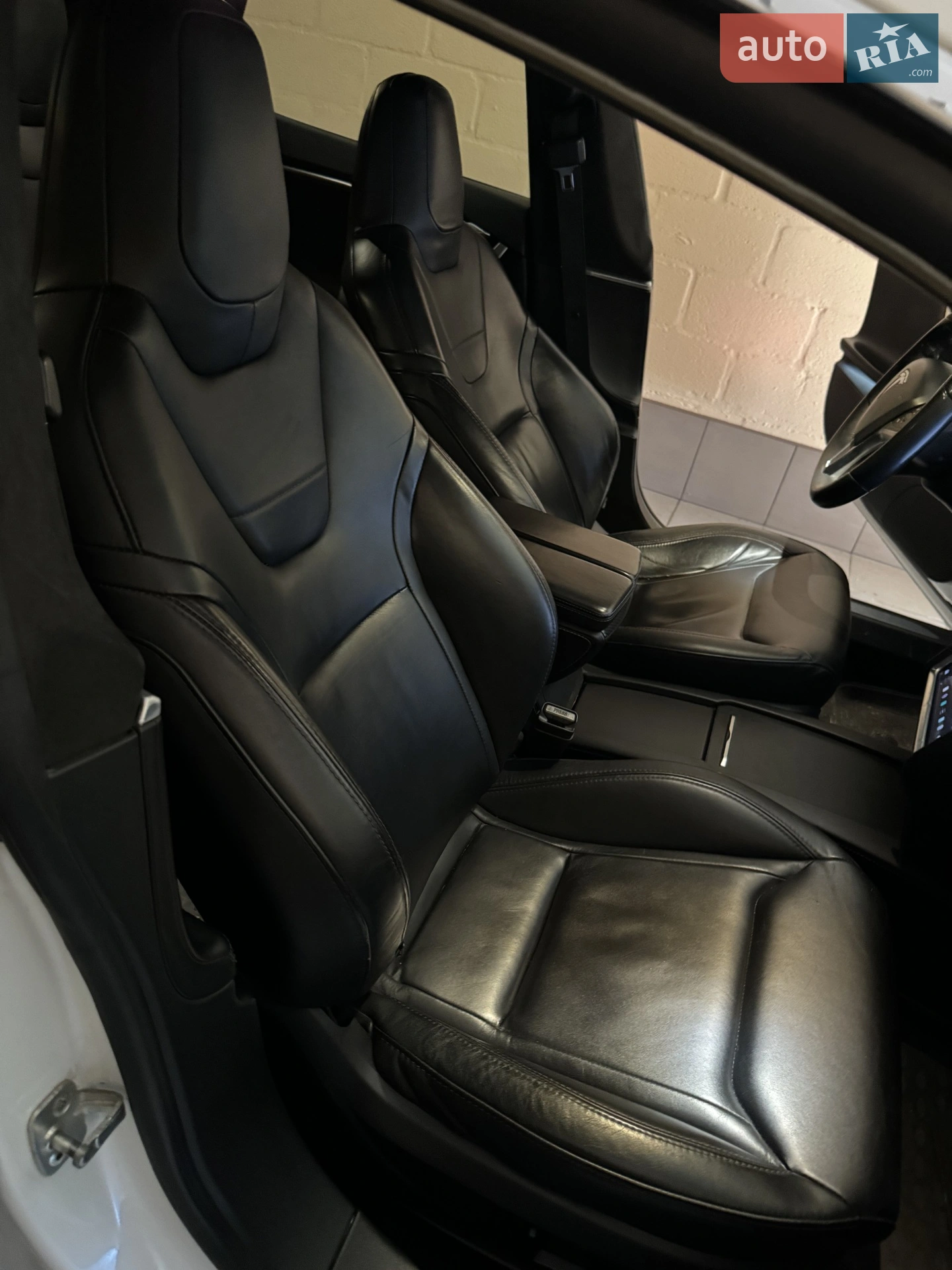 2016 Tesla Model S - мініатюра 27