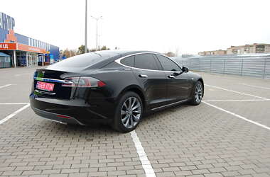 Лифтбек Tesla Model S 2013 в Дубно