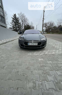 Ліфтбек Tesla Model S 2013 в Фастові