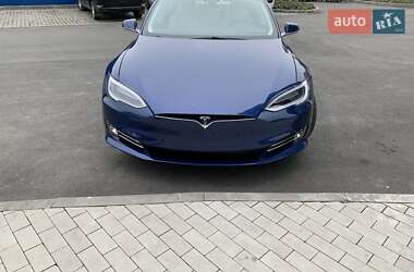 Лифтбек Tesla Model S 2019 в Киеве