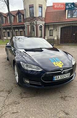Лифтбек Tesla Model S 2013 в Одессе фото Лифтбек Tesla Model S 2013 в Одессе