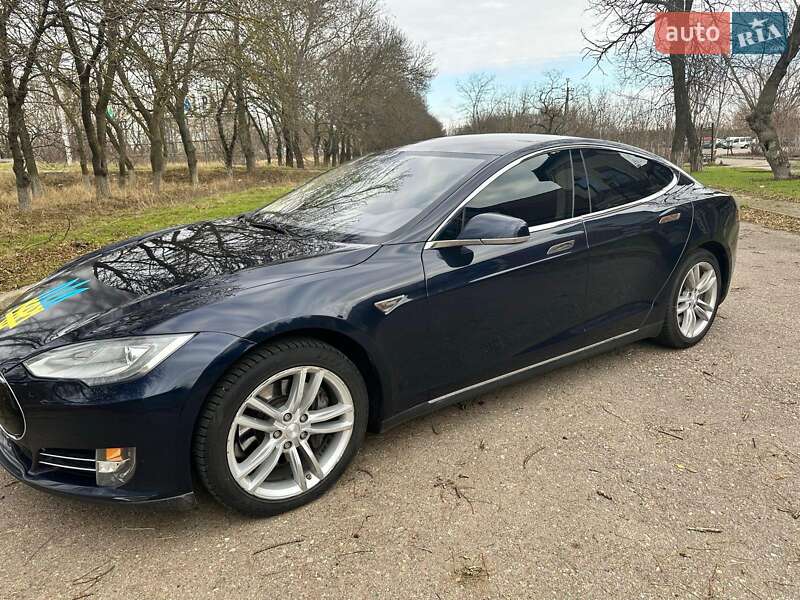 Лифтбек Tesla Model S 2013 в Одессе фото 2 Лифтбек Tesla Model S 2013 в Одессе