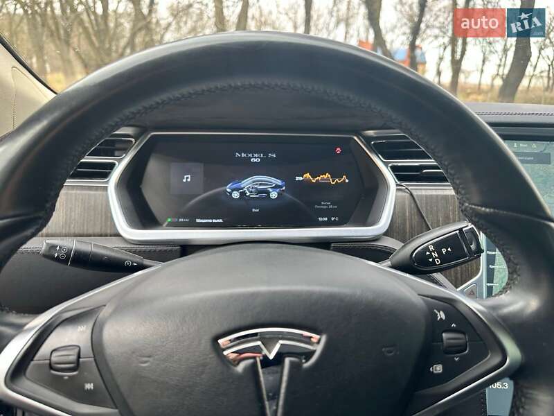 Лифтбек Tesla Model S 2013 в Одессе фото 7 Лифтбек Tesla Model S 2013 в Одессе