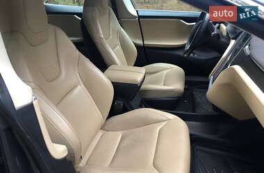 Лифтбек Tesla Model S 2014 в Киеве