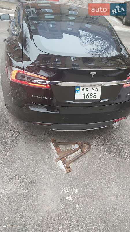 Лифтбек Tesla Model S 2015 в Харькове фото 7 Лифтбек Tesla Model S 2015 в Харькове