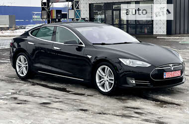 Ліфтбек Tesla Model S 2012 в Дубні