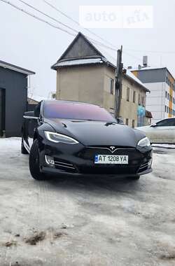 Лифтбек Tesla Model S 2018 в Ивано-Франковске