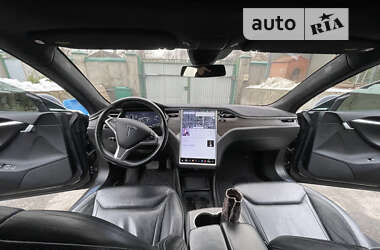 Ліфтбек Tesla Model S 2015 в 