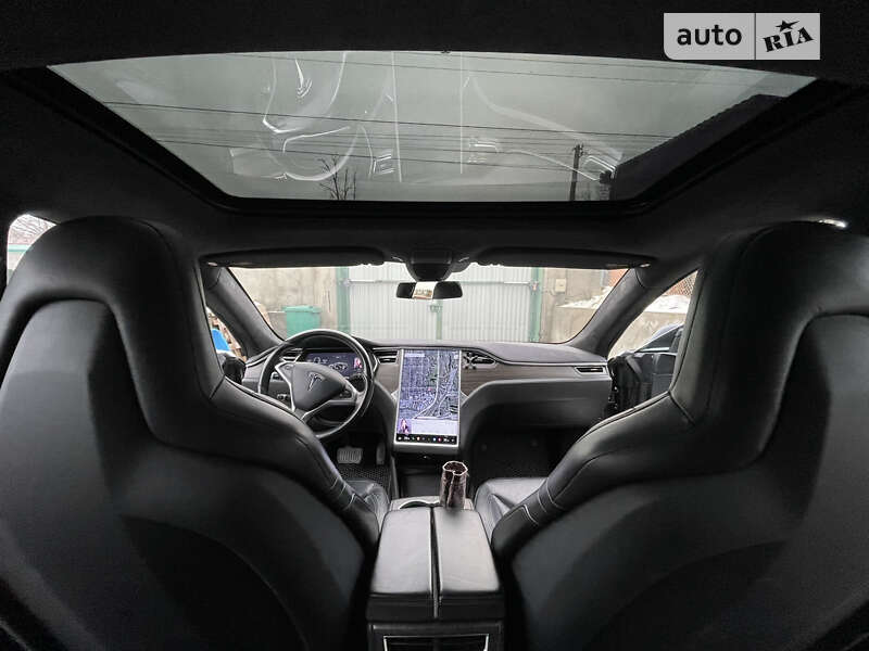 Лифтбек Tesla Model S 2015 в Хмельницком фото 12 Лифтбек Tesla Model S 2015 в Хмельницком