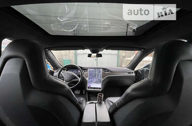 Ліфтбек Tesla Model S 2015 в 