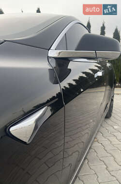 Лифтбек Tesla Model S 2019 в Одессе