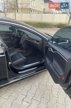 Лифтбек Tesla Model S 2019 в Одессе