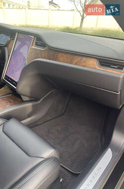 Ліфтбек Tesla Model S 2019 в 