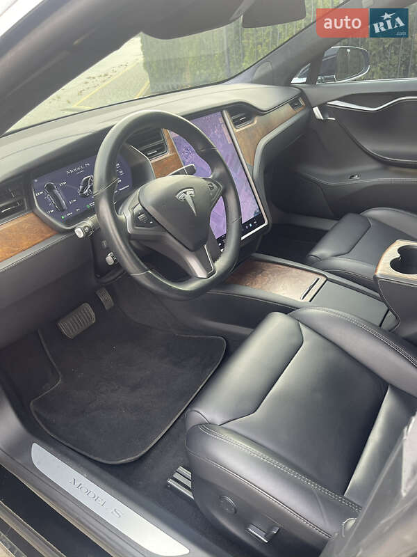 Лифтбек Tesla Model S 2019 в Одессе