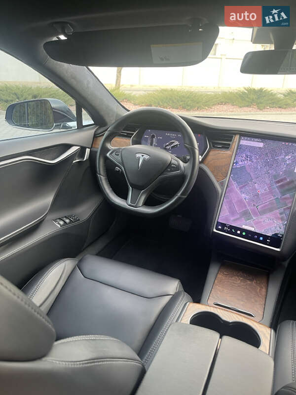 Лифтбек Tesla Model S 2019 в Одессе