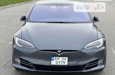 Ліфтбек Tesla Model S 2018 в Сумах