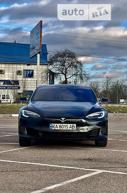 Лифтбек Tesla Model S 2016 в Житомире